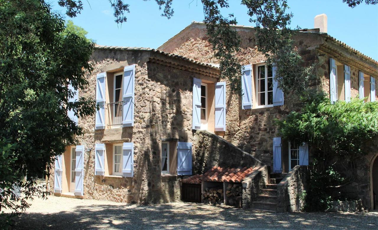 Chateau des Bertrands Le Cannet-des-Maures Extérieur photo