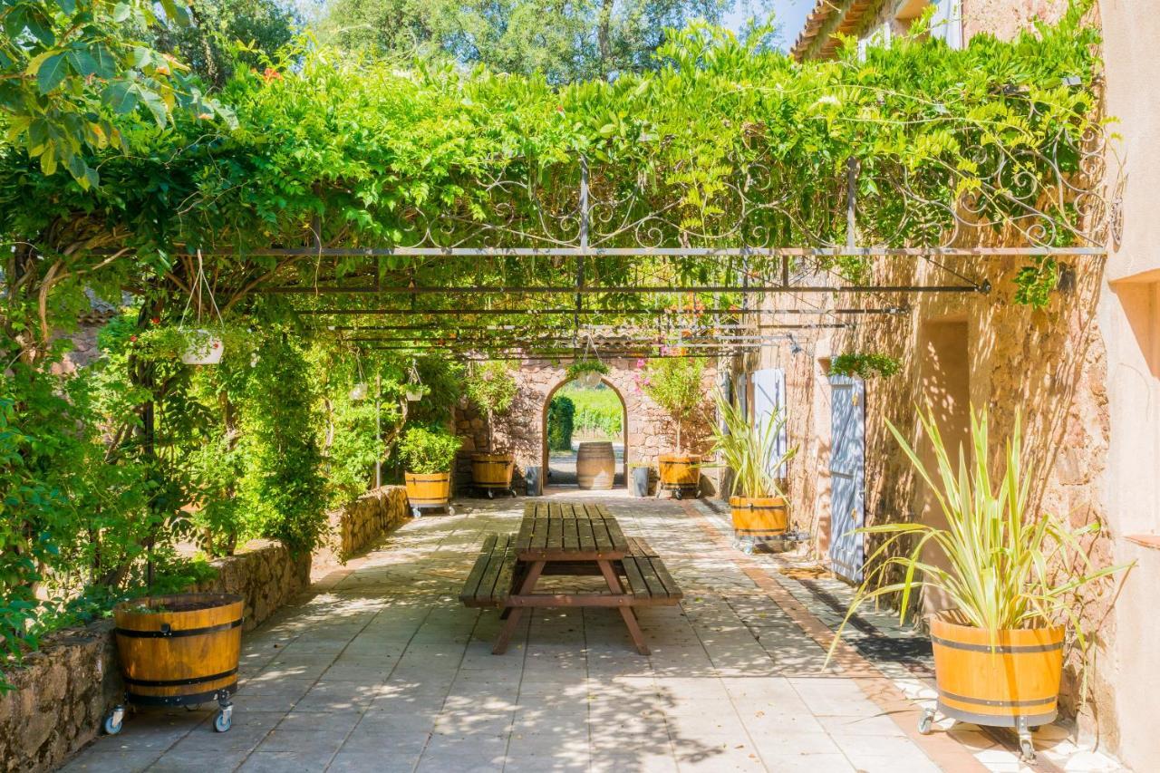Chateau des Bertrands Le Cannet-des-Maures Extérieur photo
